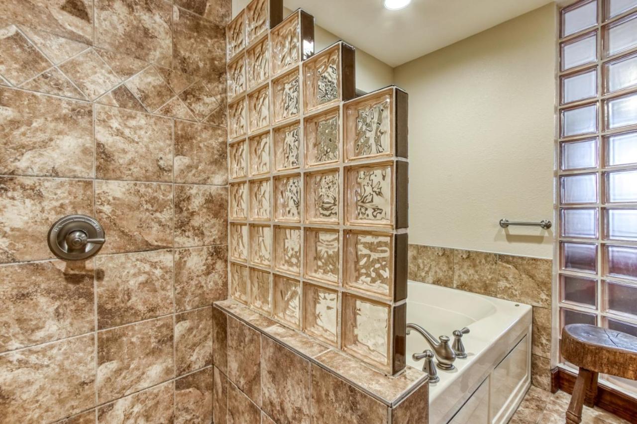 פיג'ן פורג' Gorgeous 2Bd 2Bth Condo With Mountain Views Pool Hot Tub Game Room Close To Parkway מראה חיצוני תמונה