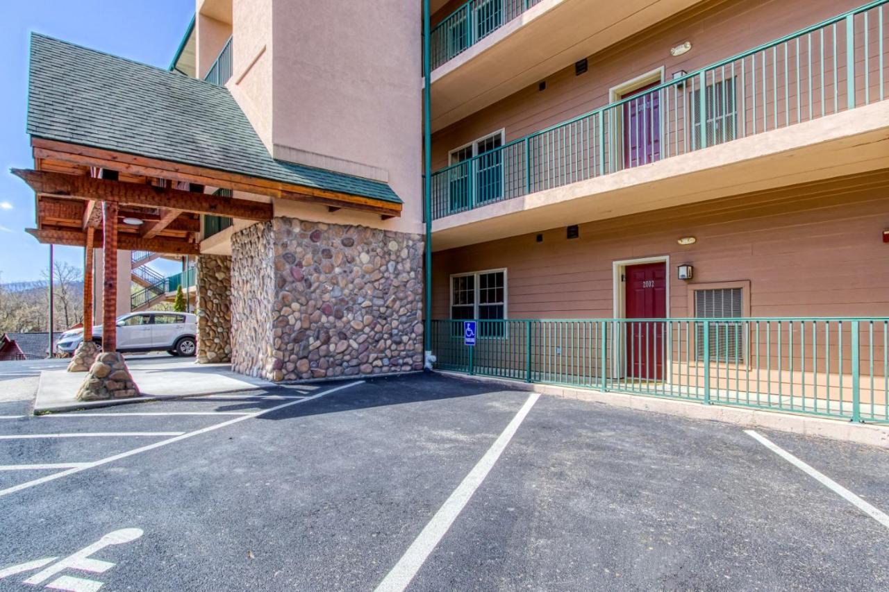 פיג'ן פורג' Gorgeous 2Bd 2Bth Condo With Mountain Views Pool Hot Tub Game Room Close To Parkway מראה חיצוני תמונה